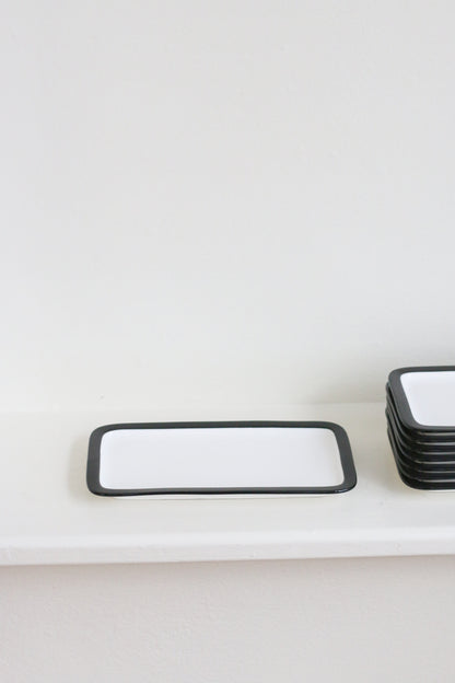 Retro Rectangle Plates (8)