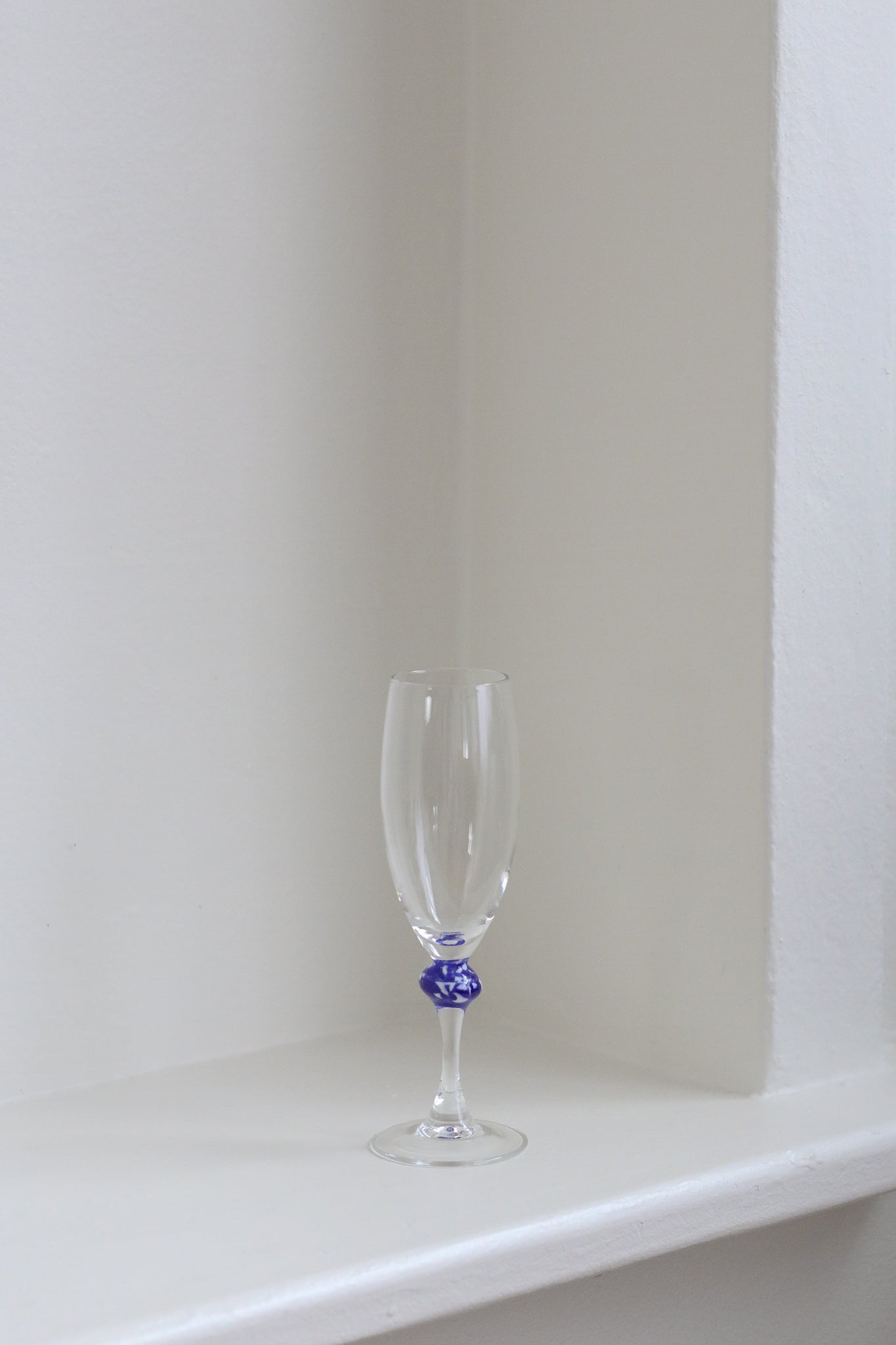 Vintage Luminarc Champagne Glasses (8)