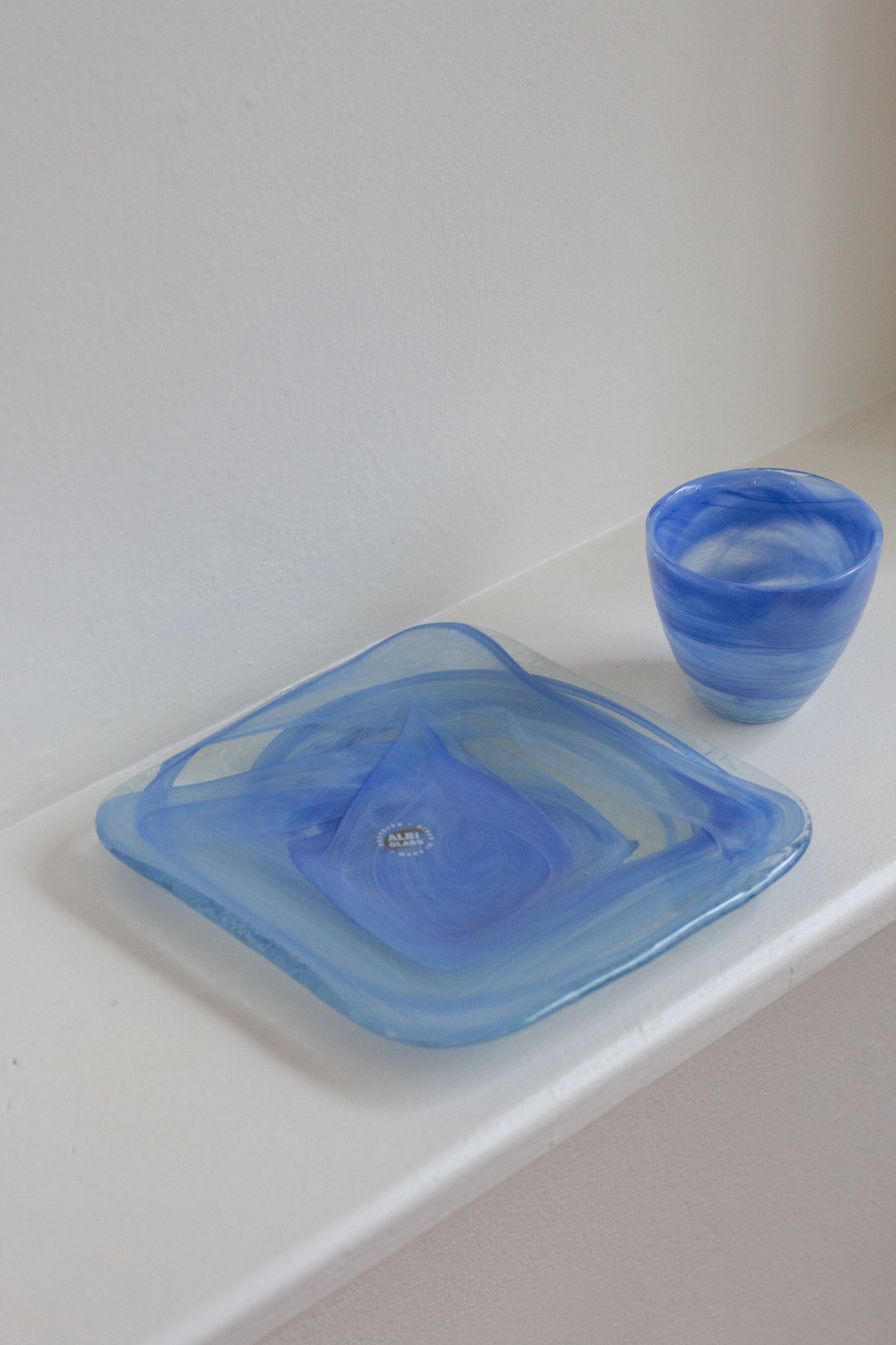 Blue Swirl Plate & Tumbler Set