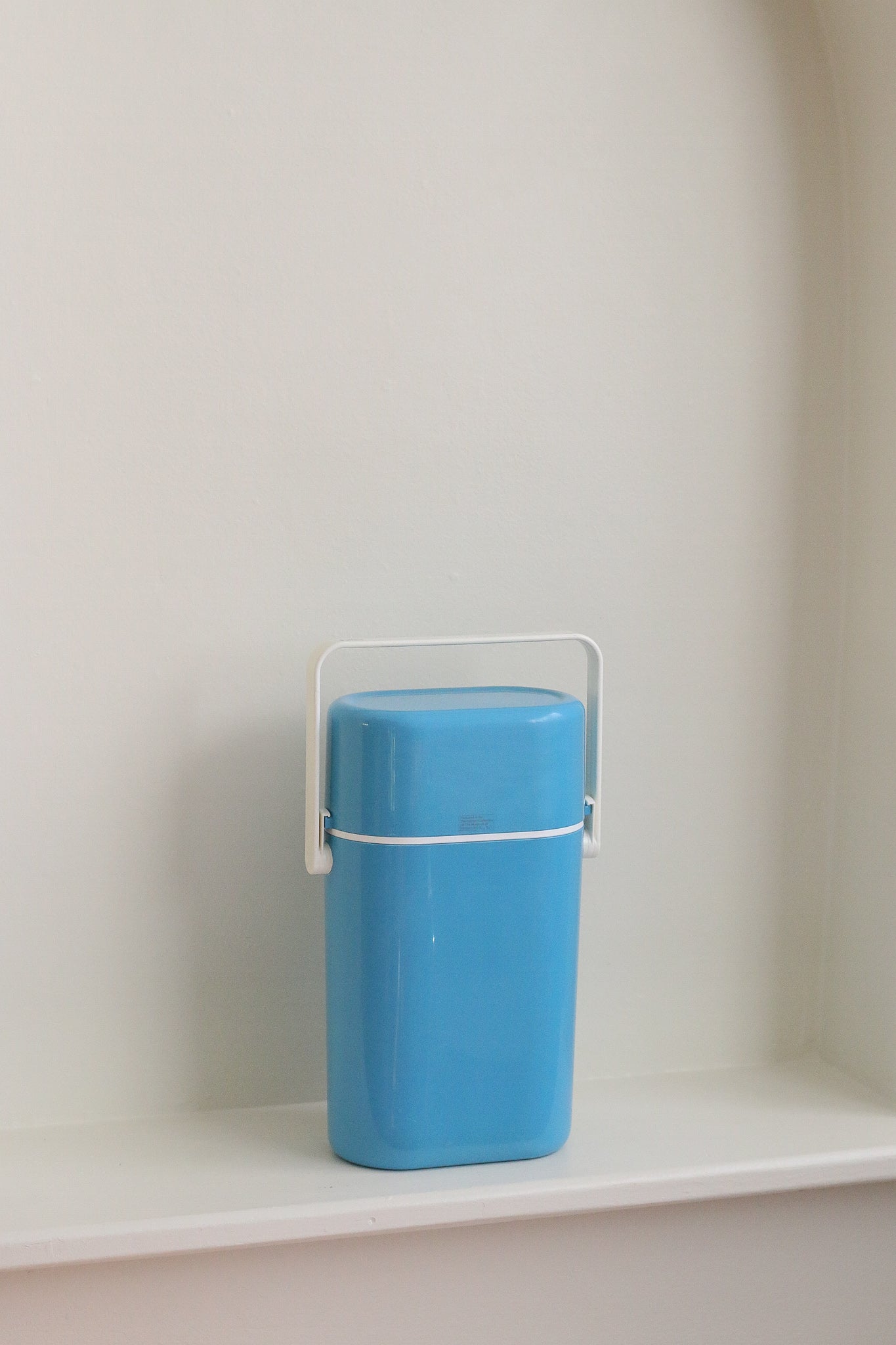 1978 Decor BYO Wine Cooler ~ Blue